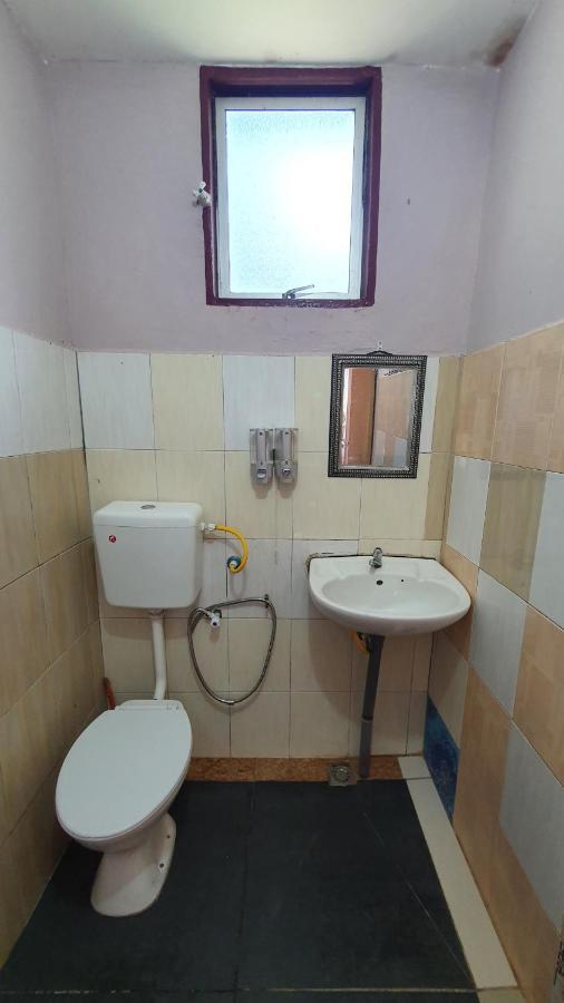 Chalet Kampong Semawar Kuala Kangsar Exteriör bild