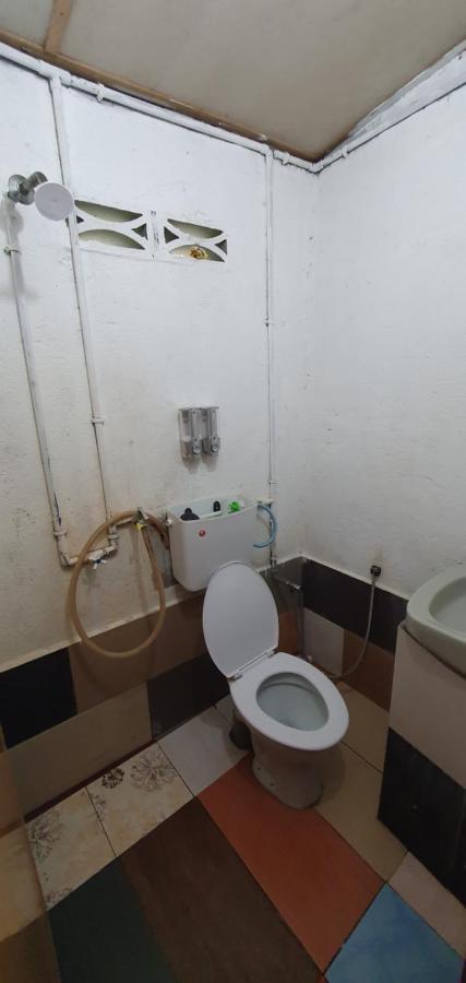 Chalet Kampong Semawar Kuala Kangsar Exteriör bild