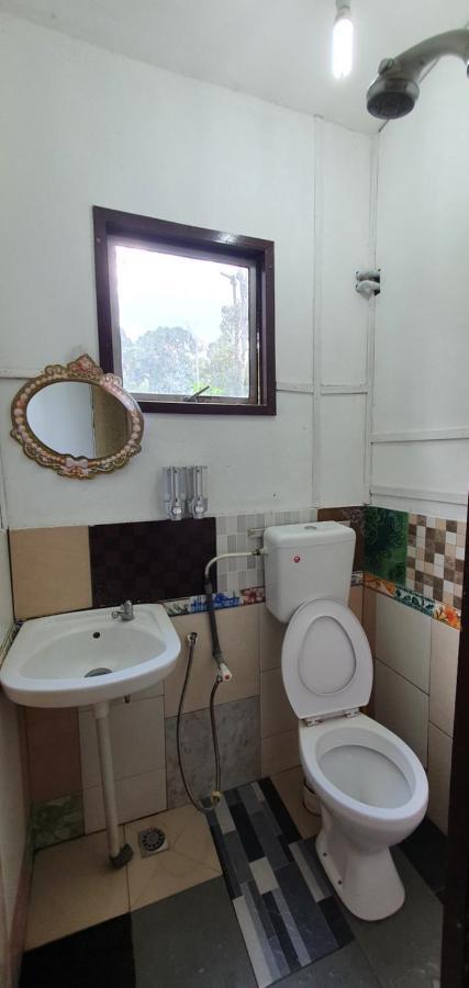 Chalet Kampong Semawar Kuala Kangsar Exteriör bild