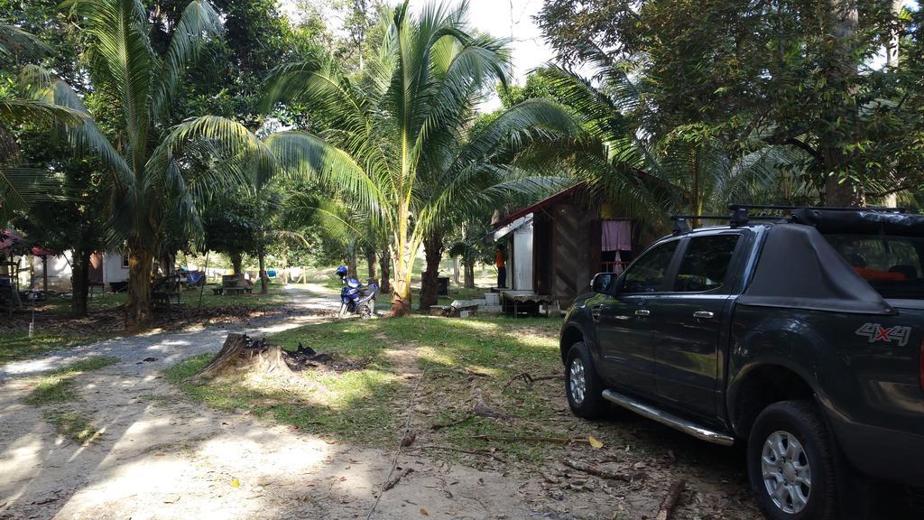 Chalet Kampong Semawar Kuala Kangsar Exteriör bild